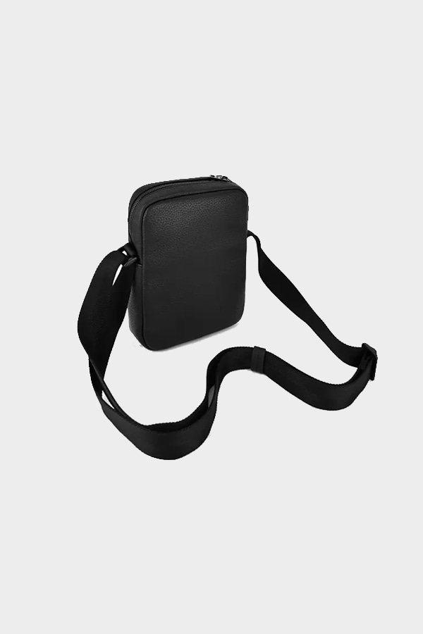 ΤΣΑΝΤΑΚΙ HUGO - 001 ΜΑΥΡΟ